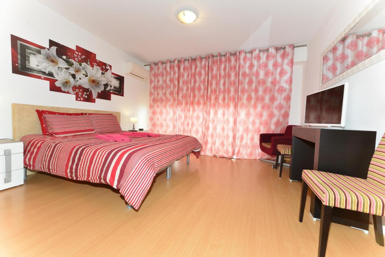 Ruby Red & Atlantic Blue Apartments In Oceano Atlantico *