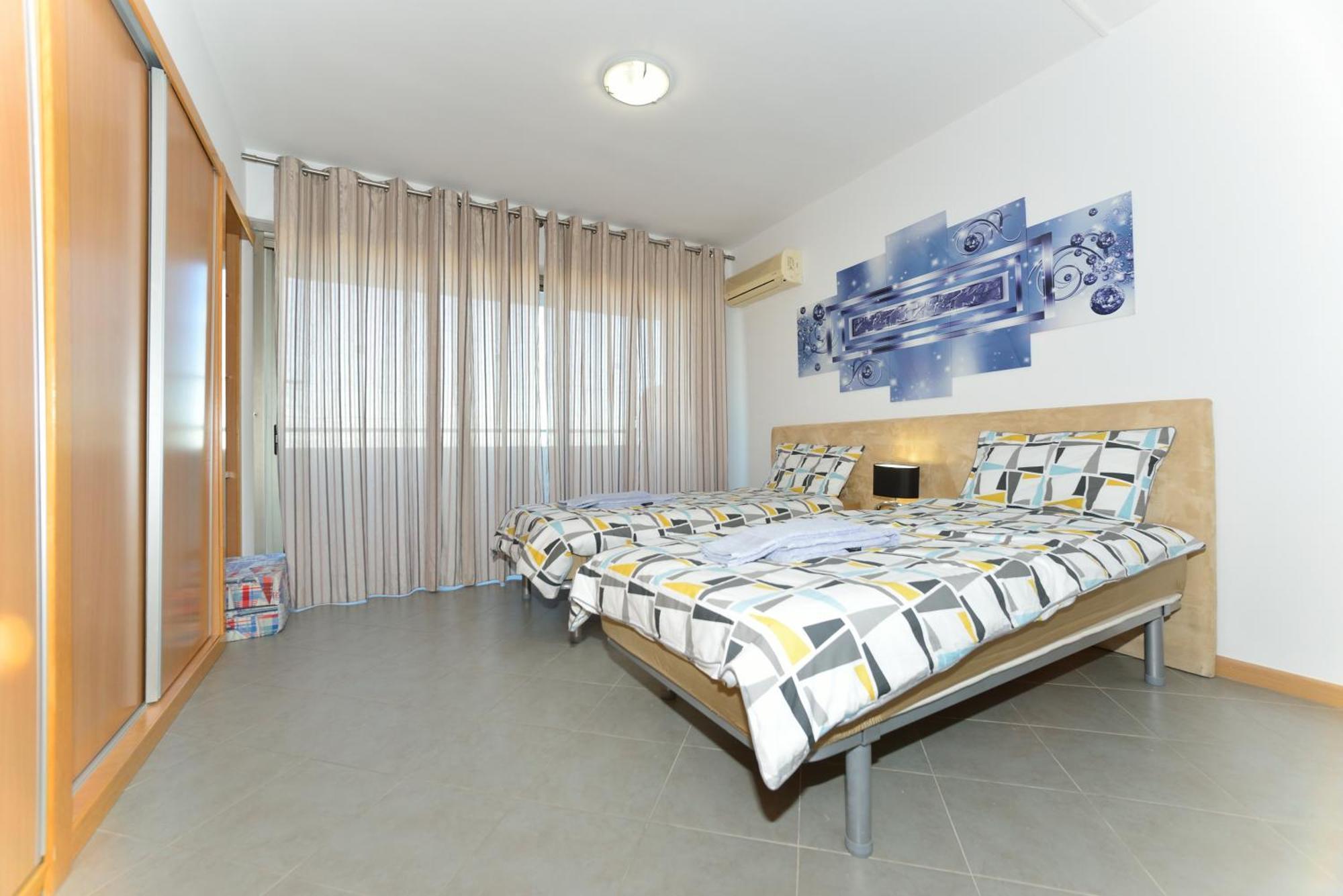 Ruby Red & Atlantic Blue Apartments In Oceano Atlantico *