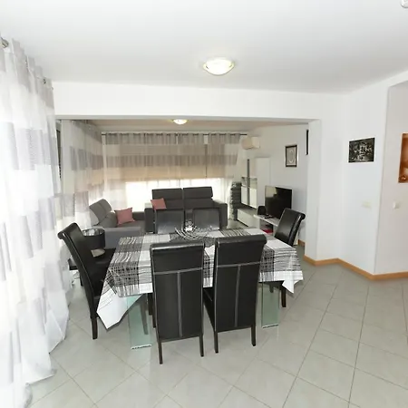 Ruby Red & Atlantic Blue Apartments In Oceano Atlantico Portimao Room photo